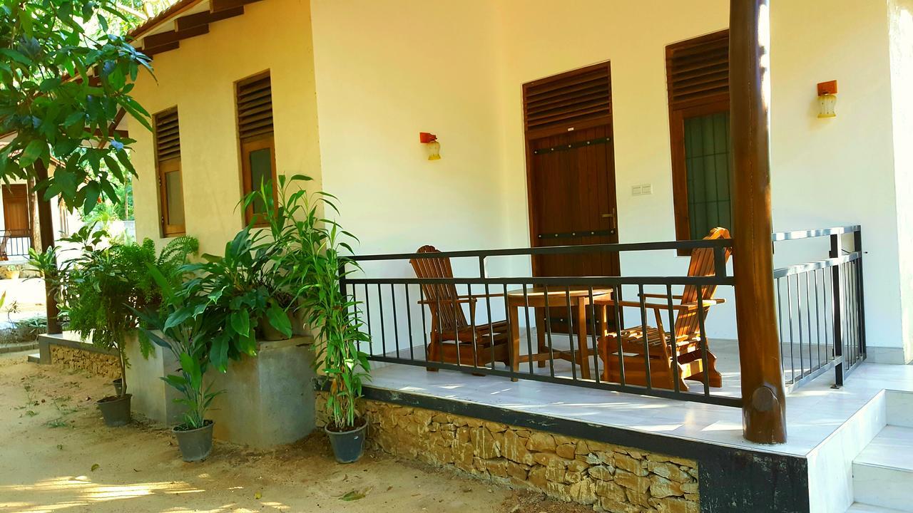 Soba Lanka Holiday Resort Melsiripura Exteriör bild